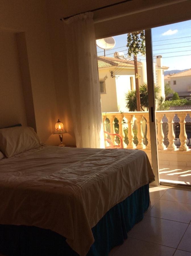 Quality Villa With Pool In Superb Location In Paphos Mandria  Esterno foto
